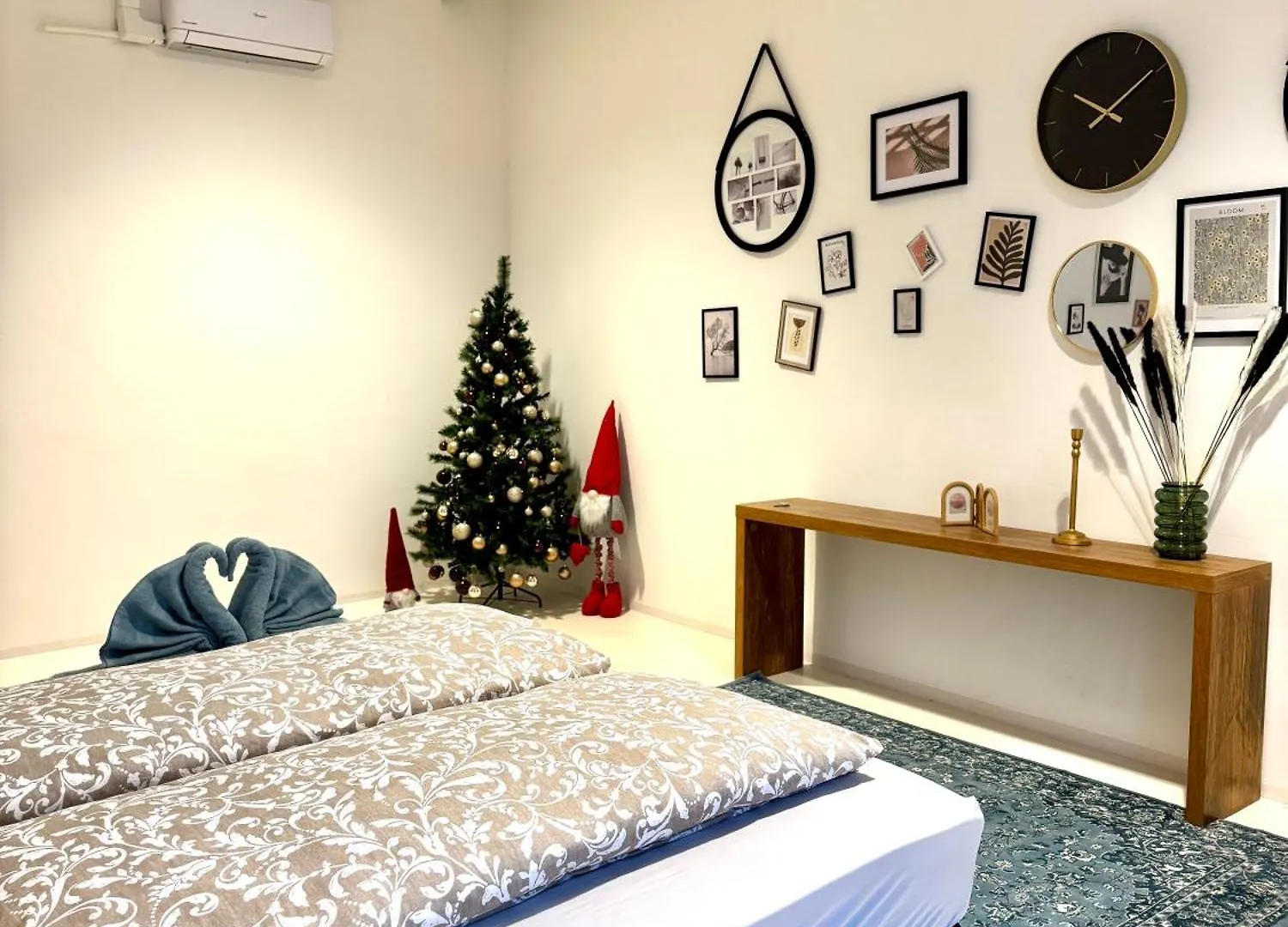 Central Vienna Apartment 140 M2 0*,  Austria