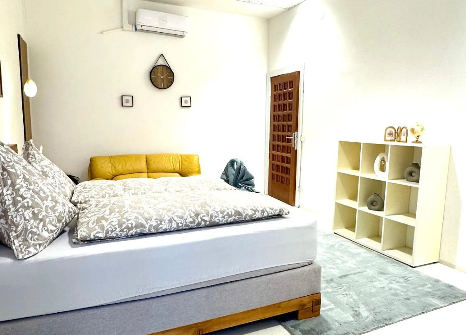 Central Vienna Apartment 140 M2